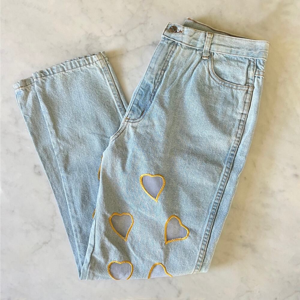 Vintage 90s Yellow Embroidered Heart Cut Out High Waisted Light Jeans 30 - 31" - Picture 11 of 12